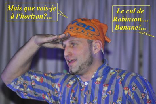 C'est lui... Le gars de la Marine!....