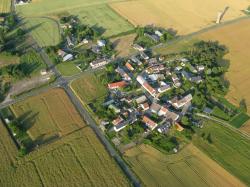 Vue aérienne du hammeau de VOEU